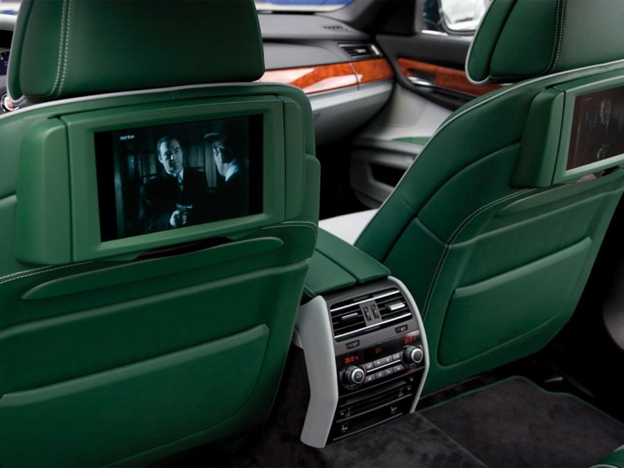 Детали интерьера Alpina B7 Bi-Turbo (F01) 2009 года  (WW) (фото 5 из 41)